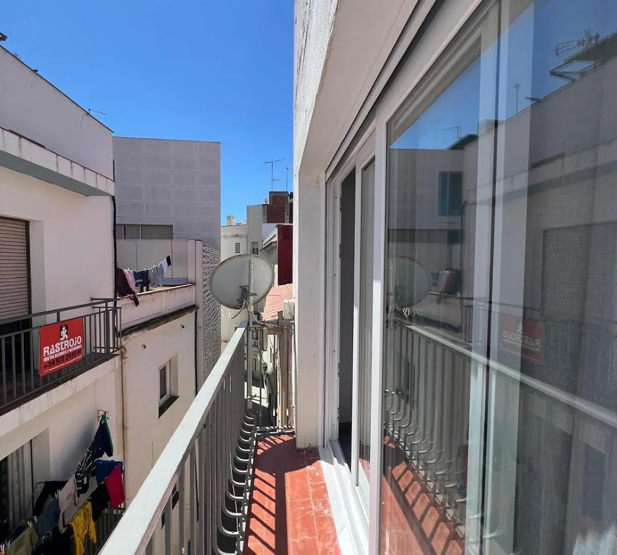 Bonito Apartamento En El Centro De Rosas Av-79 Roses